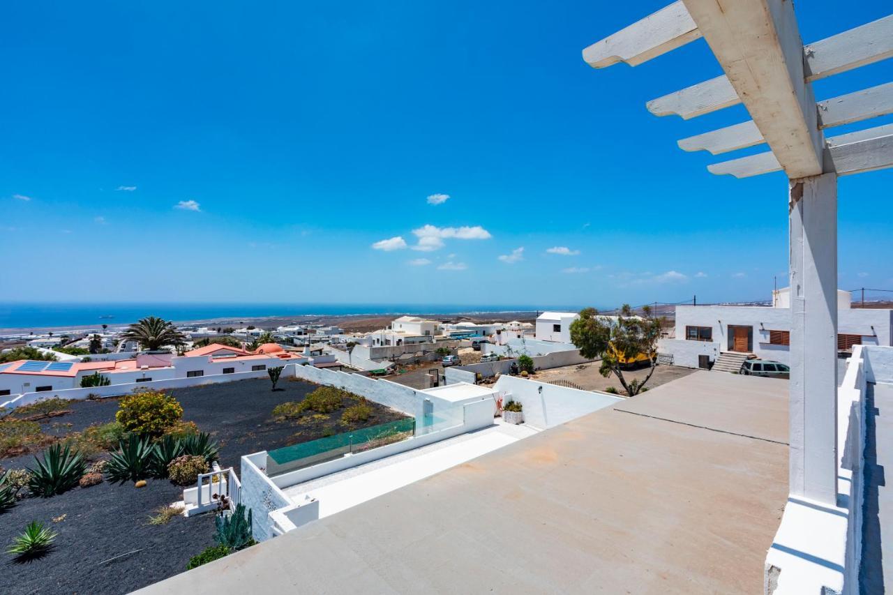 La Graciosa - Casa Marosenia Güime Exterior foto